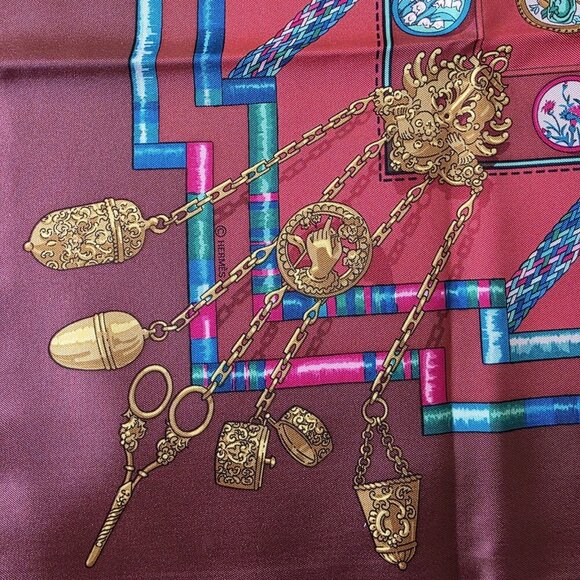 Hermès Petit Main Silk Scarf Carre 90 Red Boxed Authenticated Paris Vintage - Picture 14 of 16